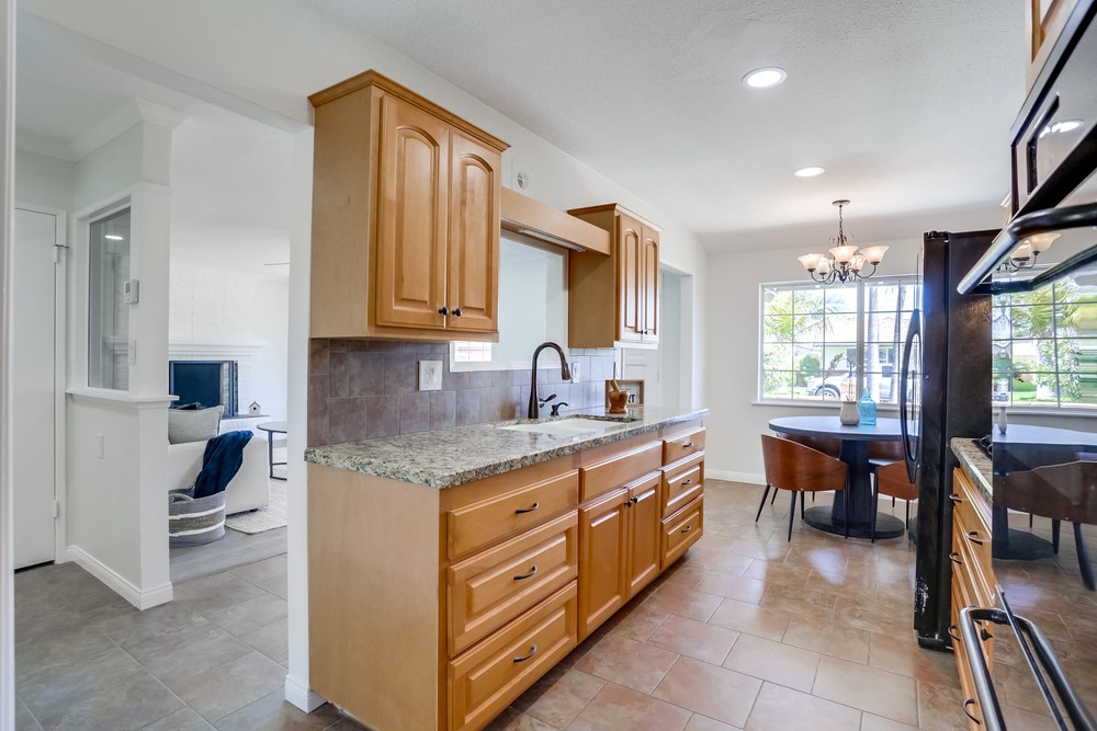 Virtual tour photo 15 of 48 for 4182 Seri St