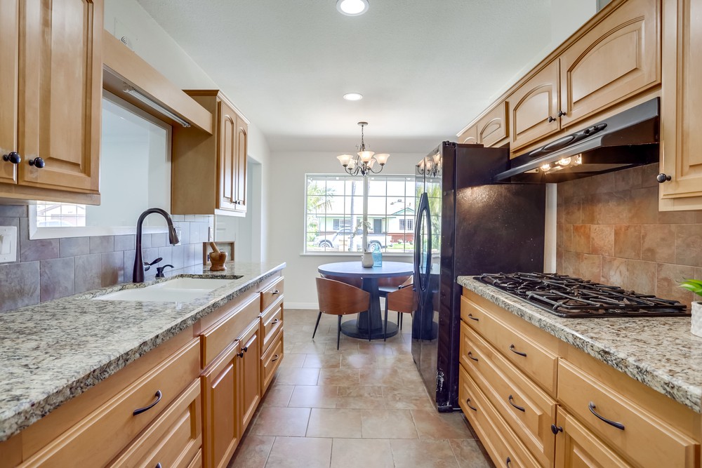 Virtual tour photo 16 of 48 for 4182 Seri St