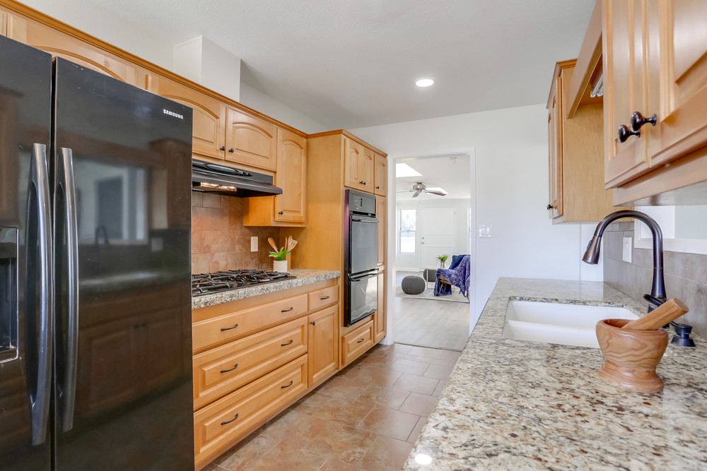Virtual tour photo 17 of 48 for 4182 Seri St