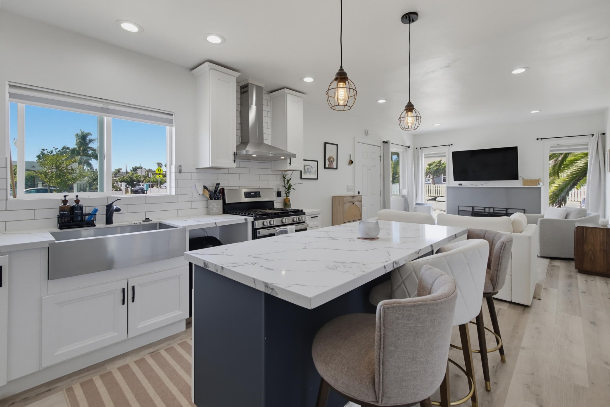 Virtual tour photo 15 of 29 for 4187 Wilson Ave