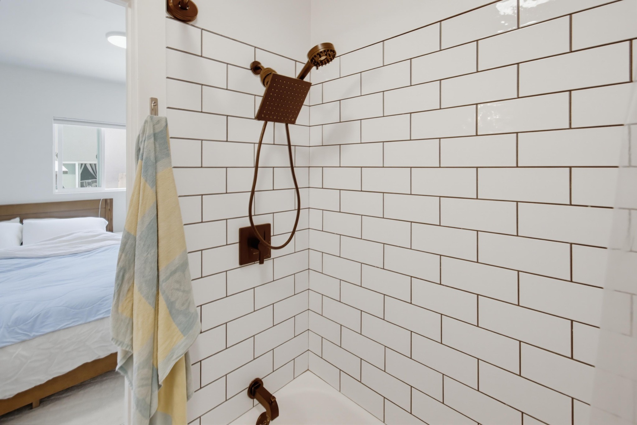 Virtual tour photo 22 of 29 for 4187 Wilson Ave