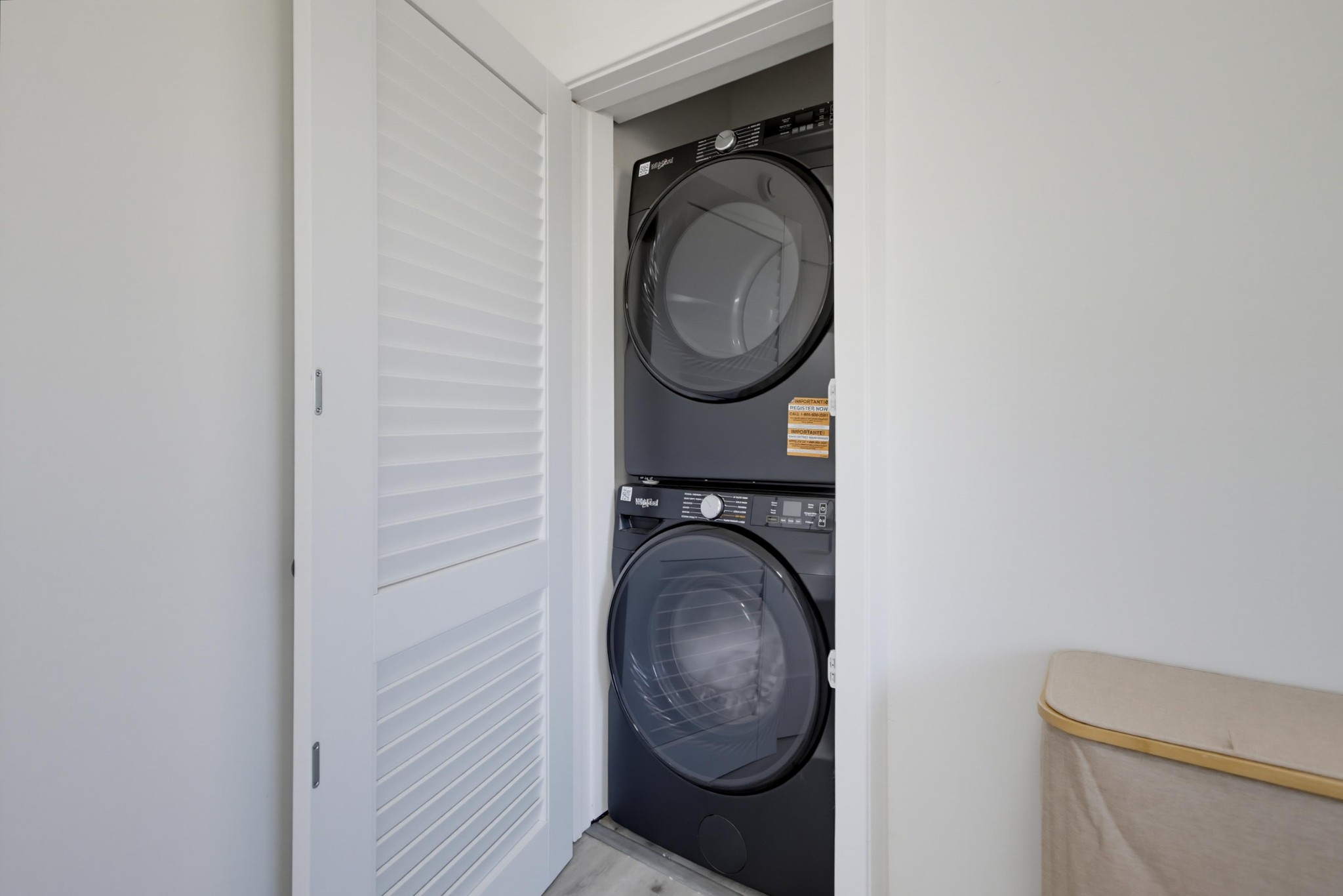 Virtual tour photo 26 of 29 for 4187 Wilson Ave