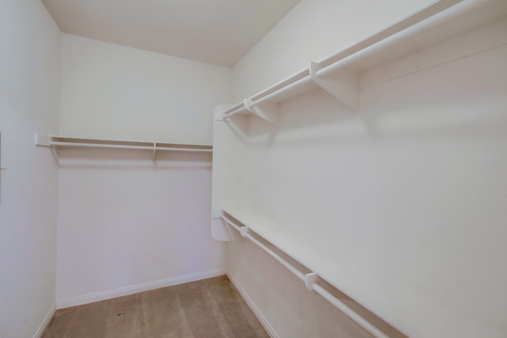 Virtual tour photo 24 of 40 for 419 Leghorn Ave