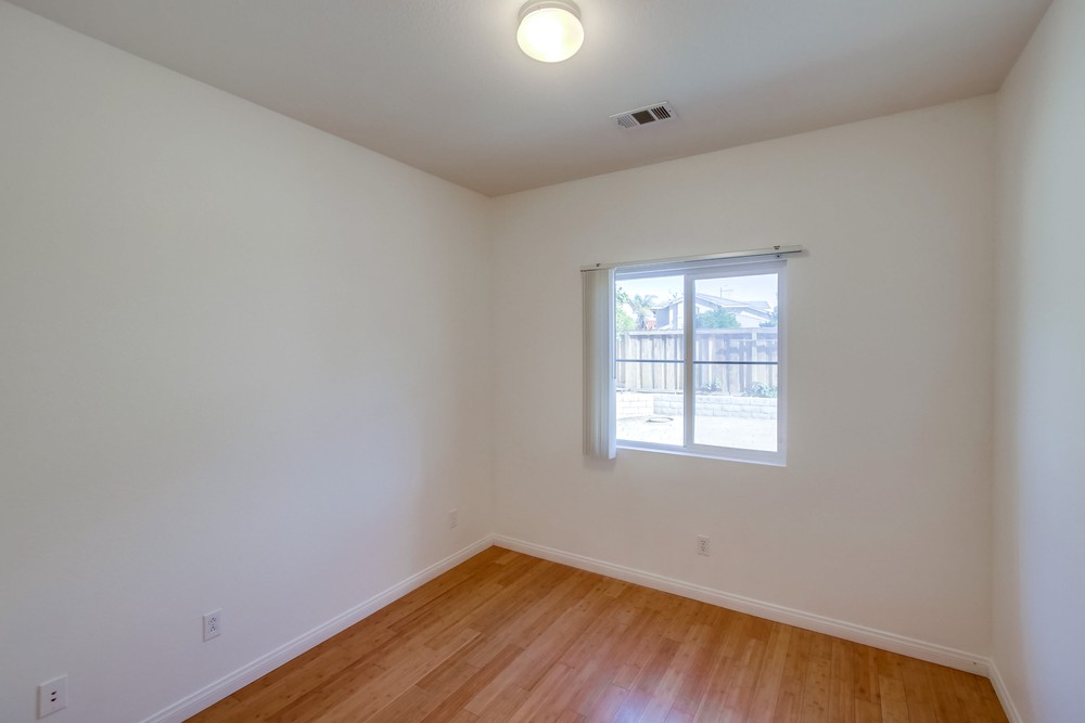 Virtual tour photo 26 of 40 for 419 Leghorn Ave