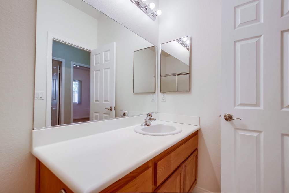 Virtual tour photo 30 of 40 for 419 Leghorn Ave