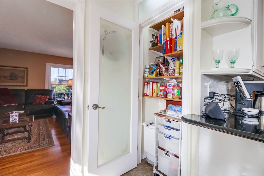 Virtual tour photo 18 of 56 for 4192 Ashford St