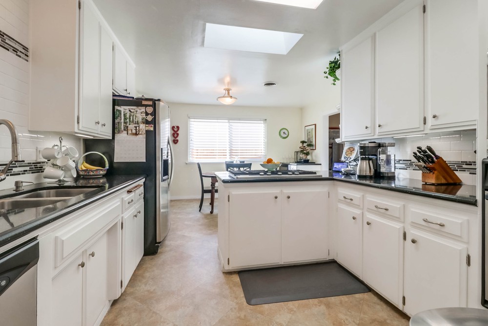 Virtual tour photo 28 of 56 for 4192 Ashford St