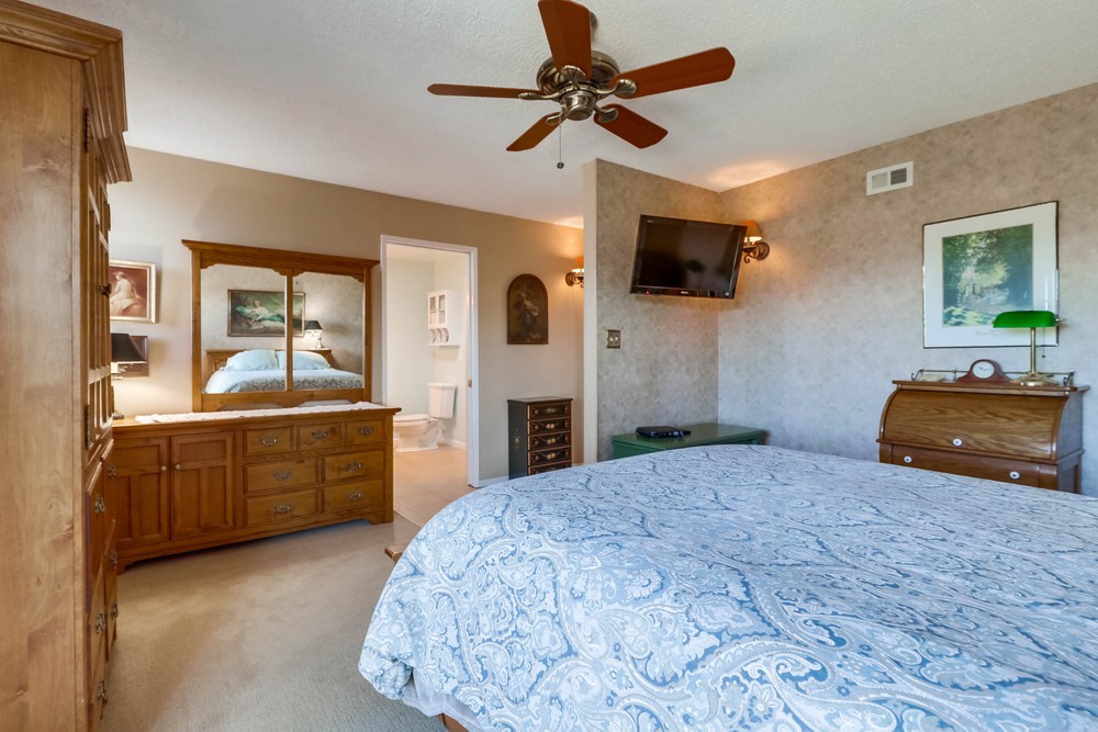 Virtual tour photo 34 of 56 for 4192 Ashford St