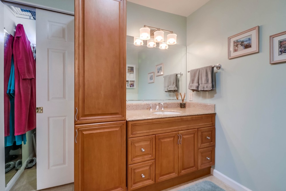 Virtual tour photo 36 of 56 for 4192 Ashford St