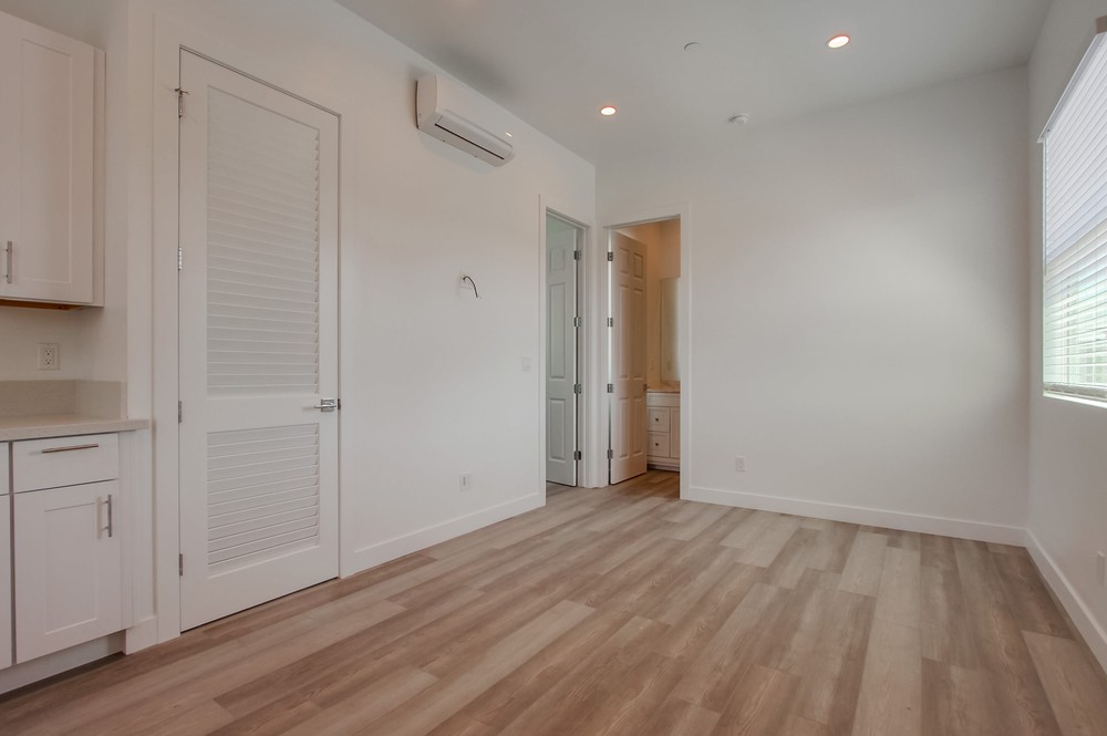 Virtual tour photo 4 of 43 for 4194 Alabama St