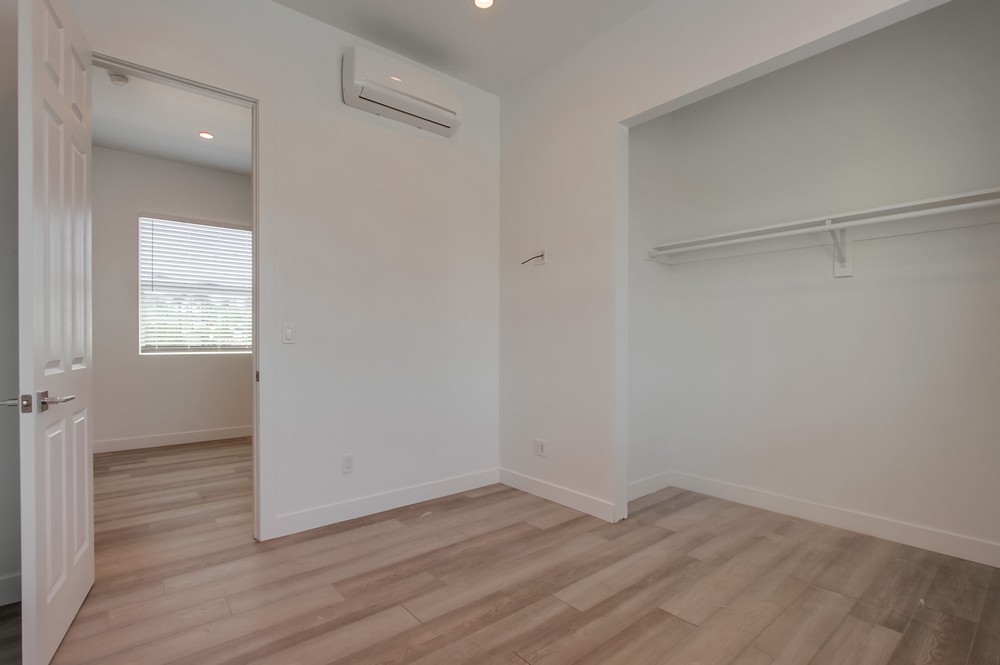 Virtual tour photo 13 of 43 for 4194 Alabama St