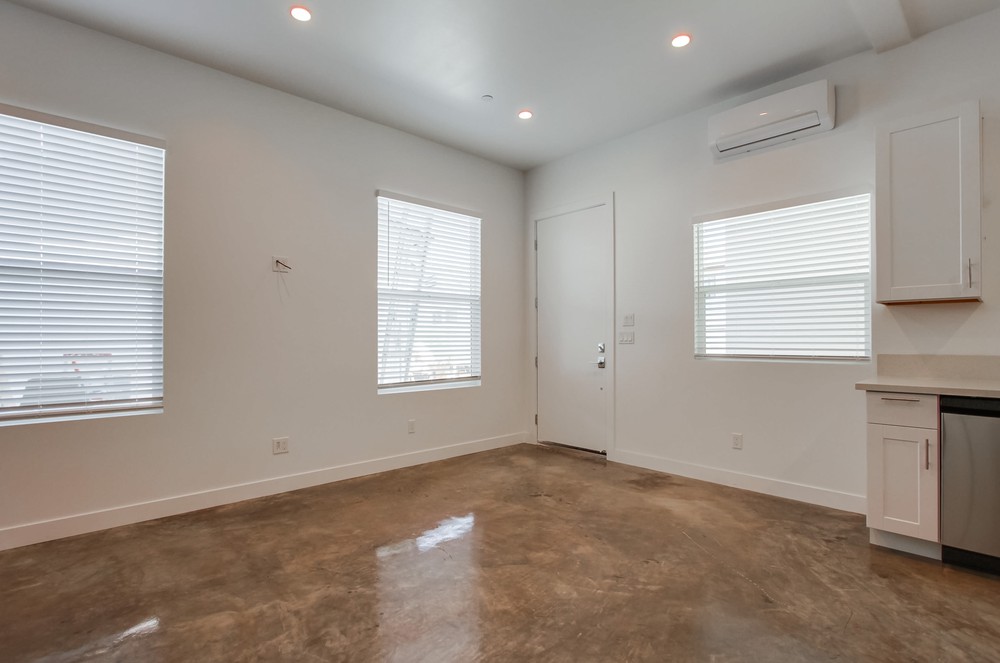 Virtual tour photo 27 of 43 for 4194 Alabama St
