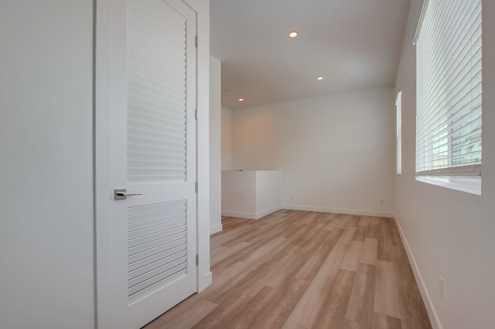 Virtual tour photo 37 of 43 for 4194 Alabama St