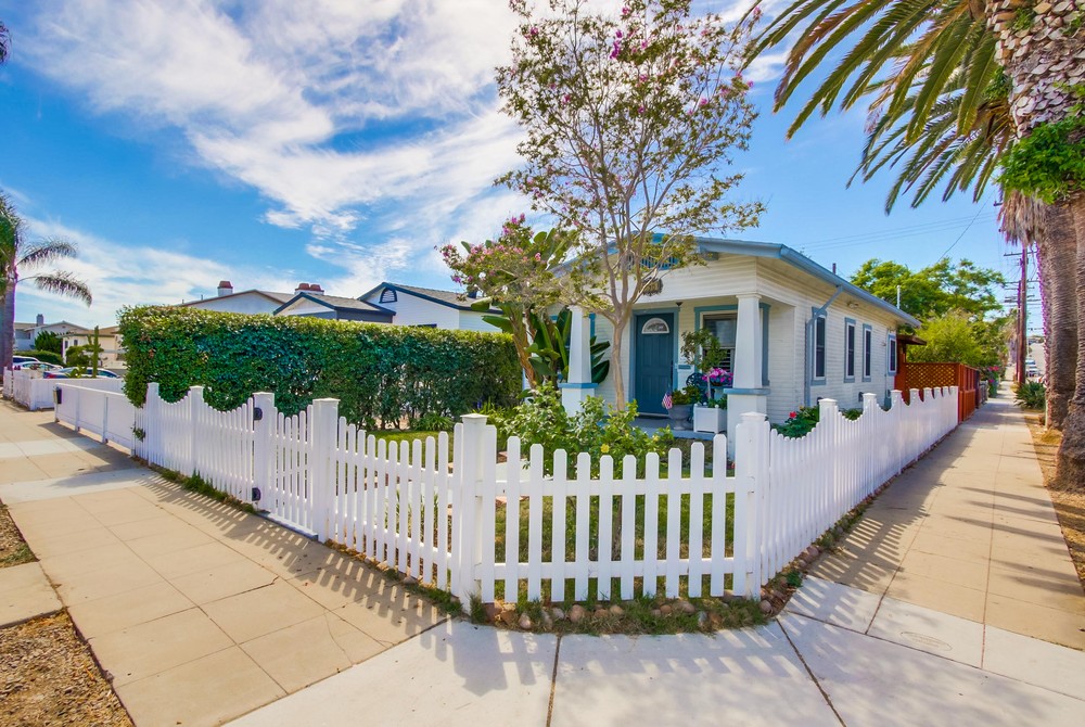 Virtual tour photo 1 of 32 for 4196 Alabama St