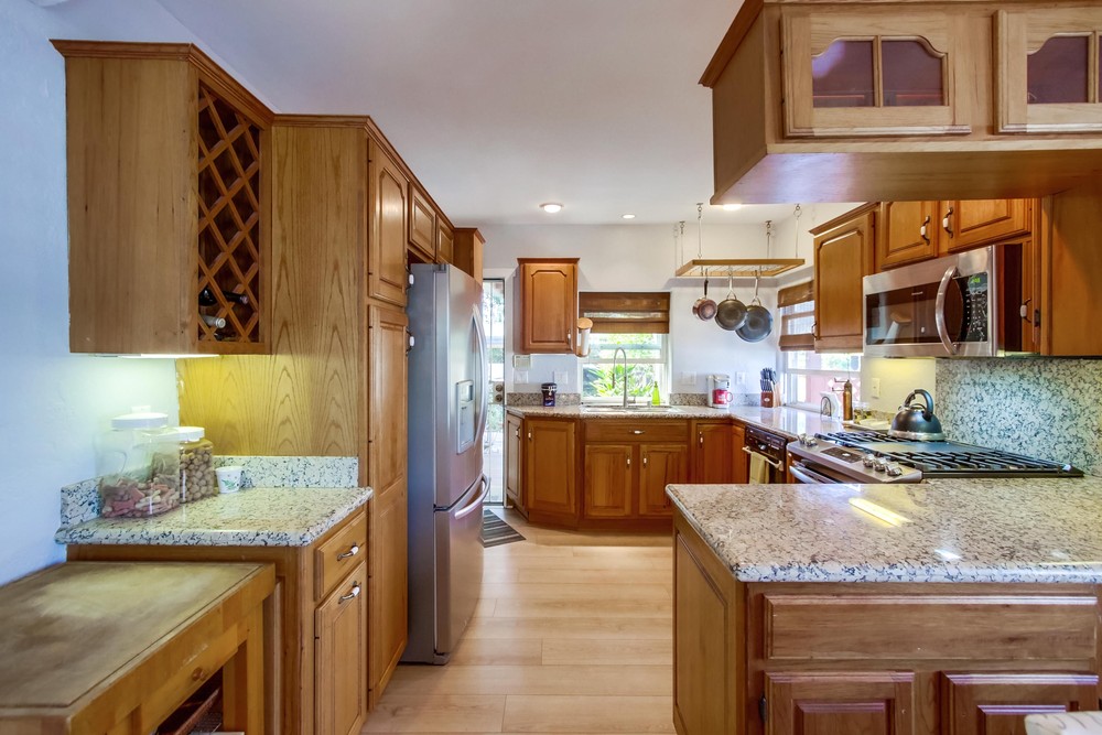 Virtual tour photo 12 of 32 for 4196 Alabama St