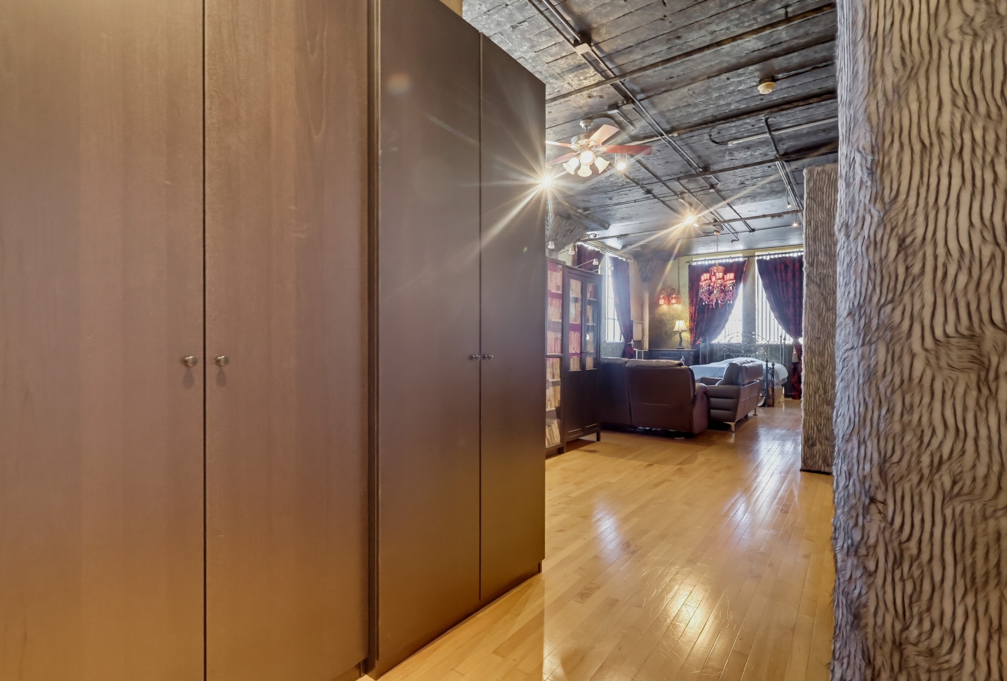 Virtual tour photo 7 of 88 for 420 San Pedro St