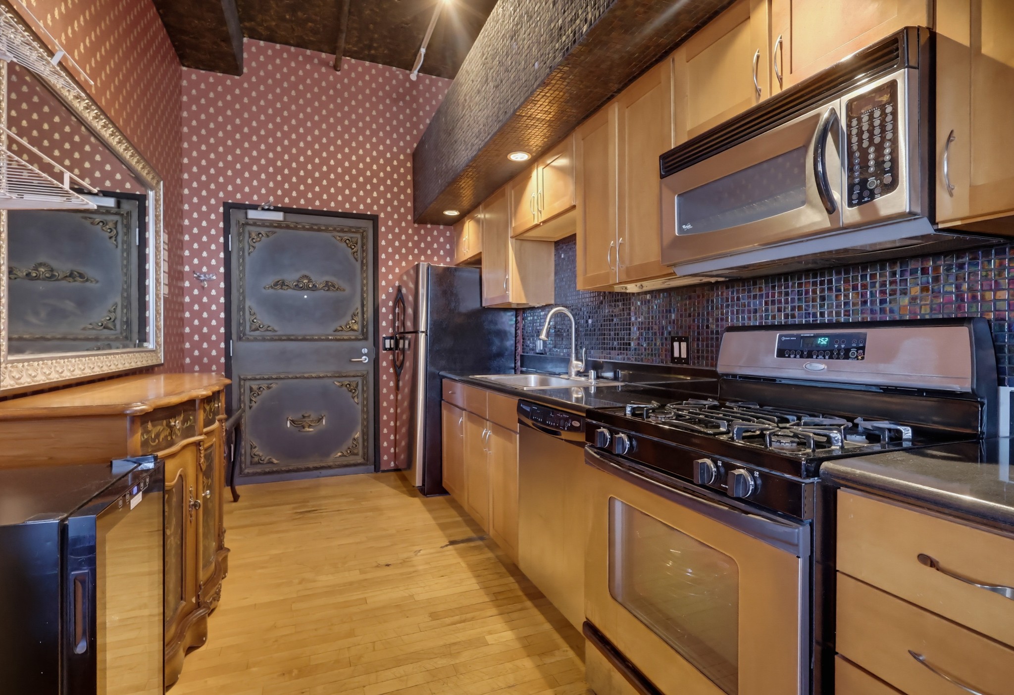 Virtual tour photo 21 of 88 for 420 San Pedro St