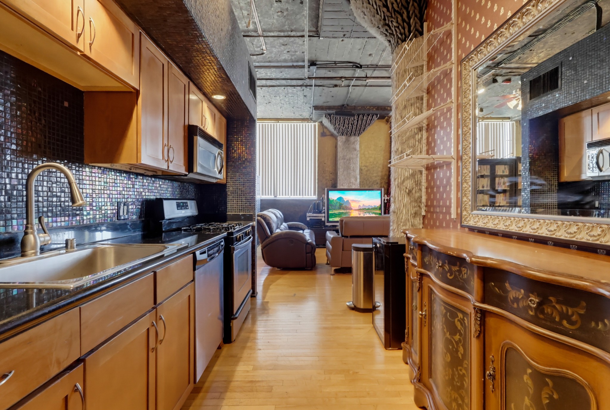 Virtual tour photo 24 of 88 for 420 San Pedro St