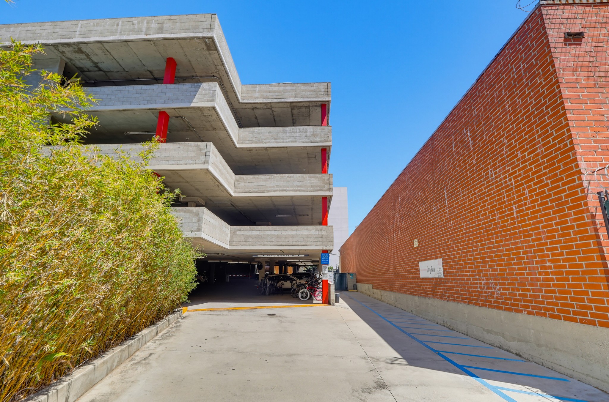Virtual tour photo 68 of 88 for 420 San Pedro St