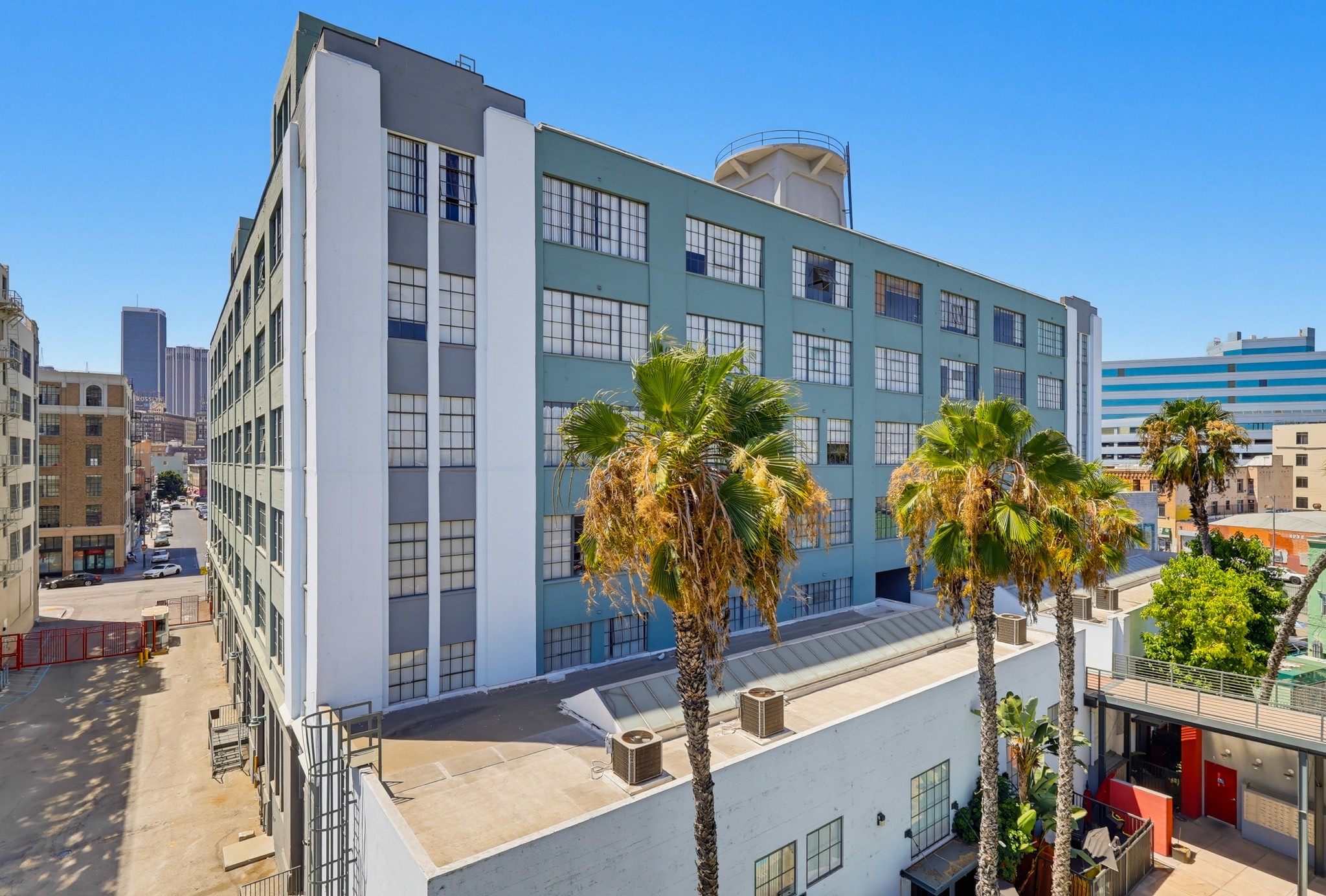 Virtual tour photo 74 of 88 for 420 San Pedro St
