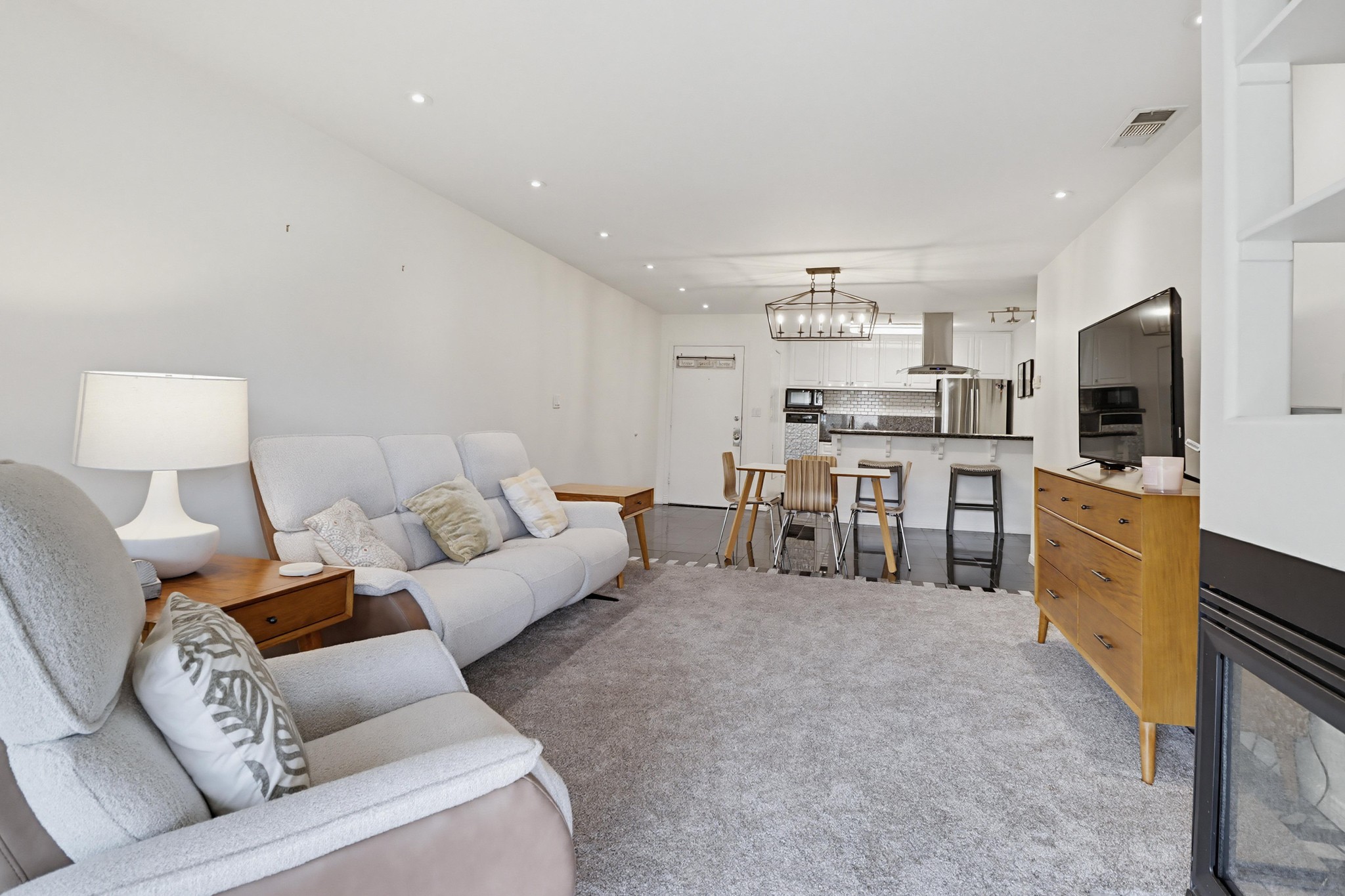 Virtual tour photo 7 of 32 for 4201 Bonita Rd UNIT 253