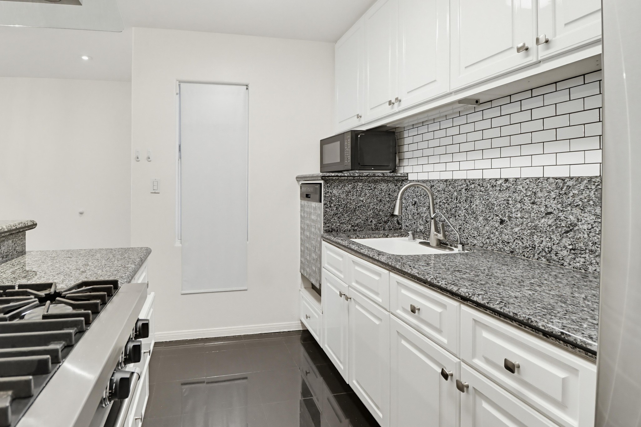 Virtual tour photo 16 of 32 for 4201 Bonita Rd UNIT 253