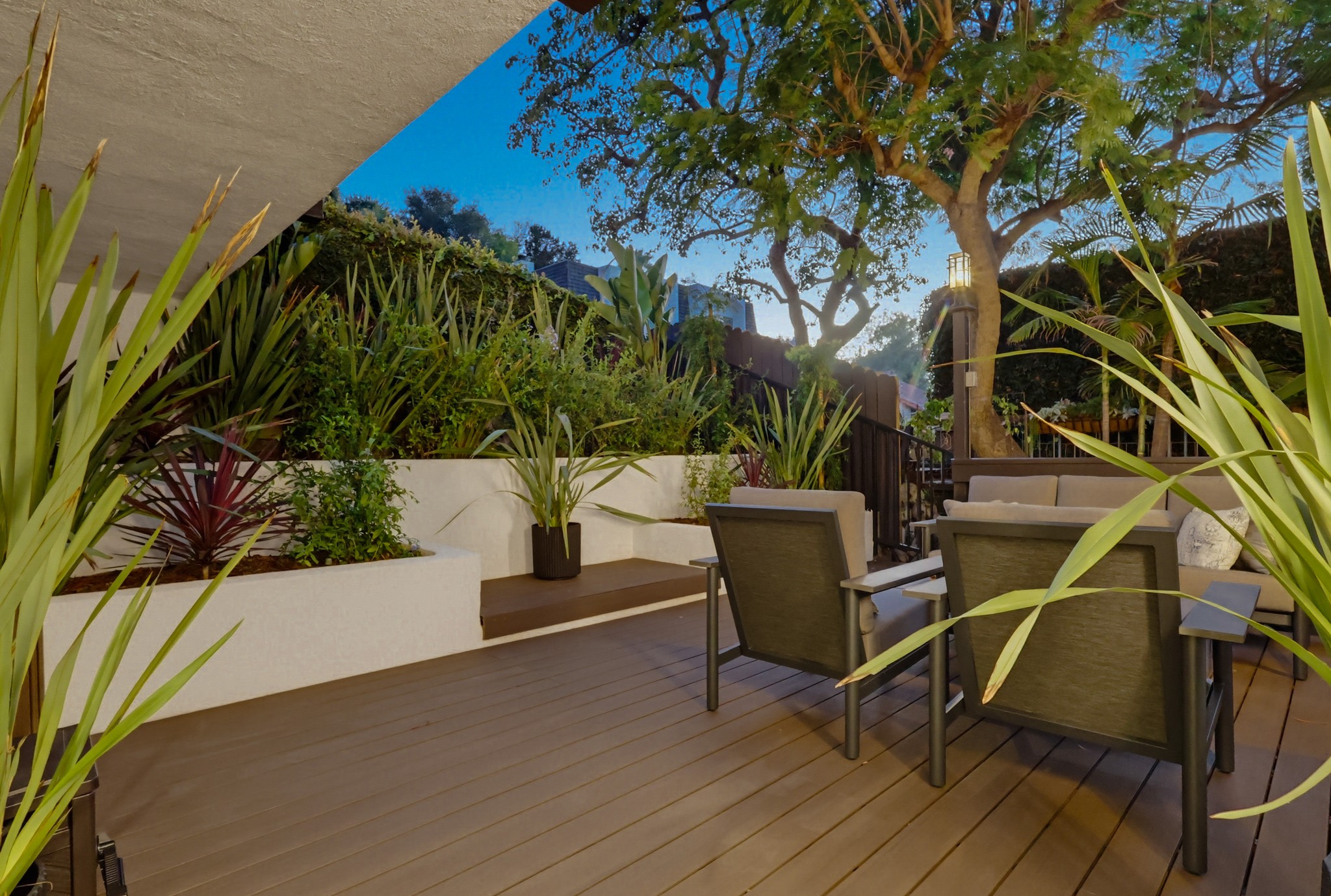 Virtual tour photo 10 of 154 for 4201 Mesa St