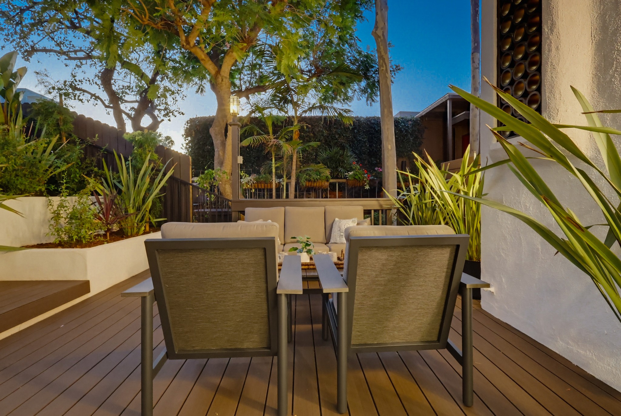 Virtual tour photo 11 of 154 for 4201 Mesa St