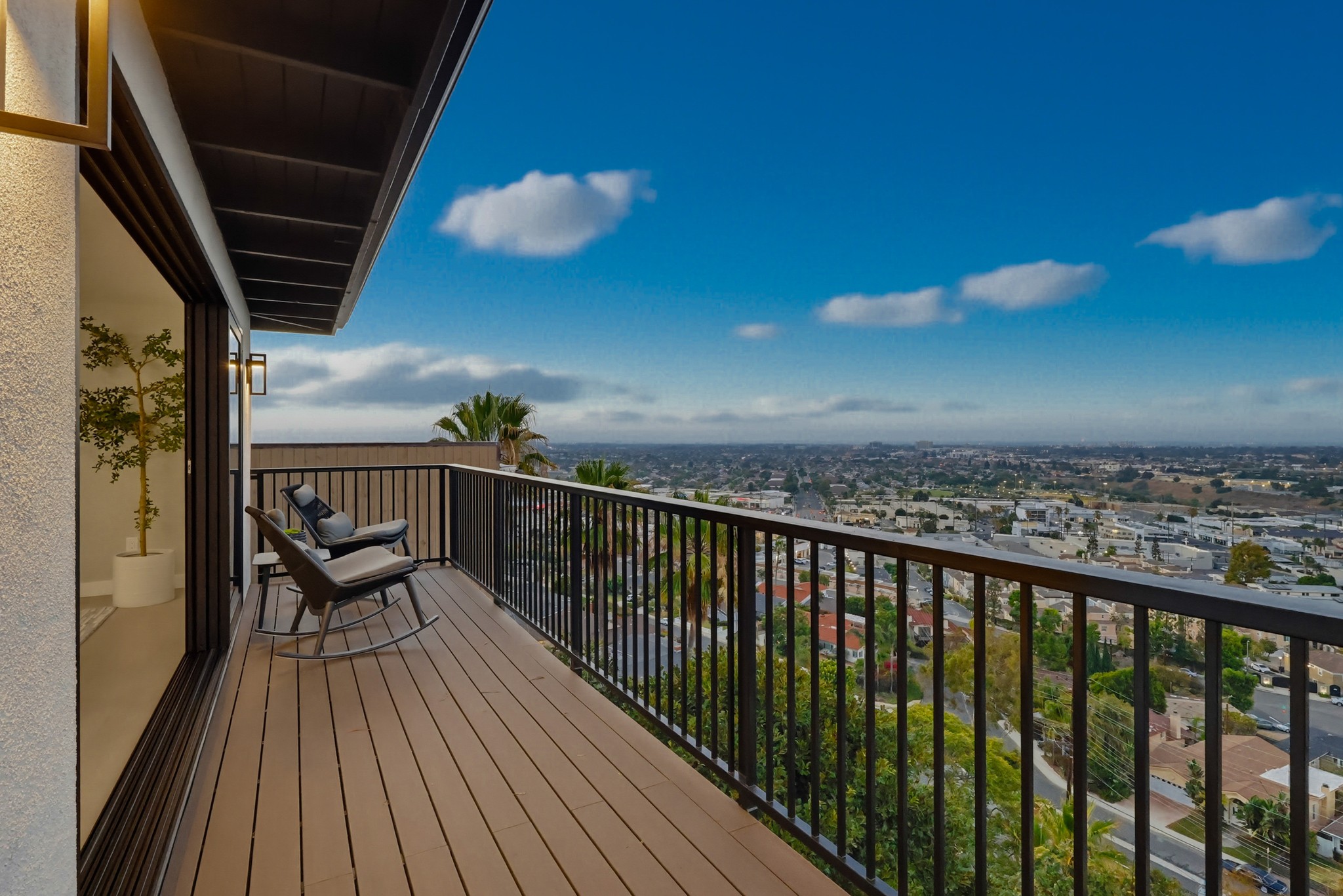 Virtual tour photo 26 of 154 for 4201 Mesa St