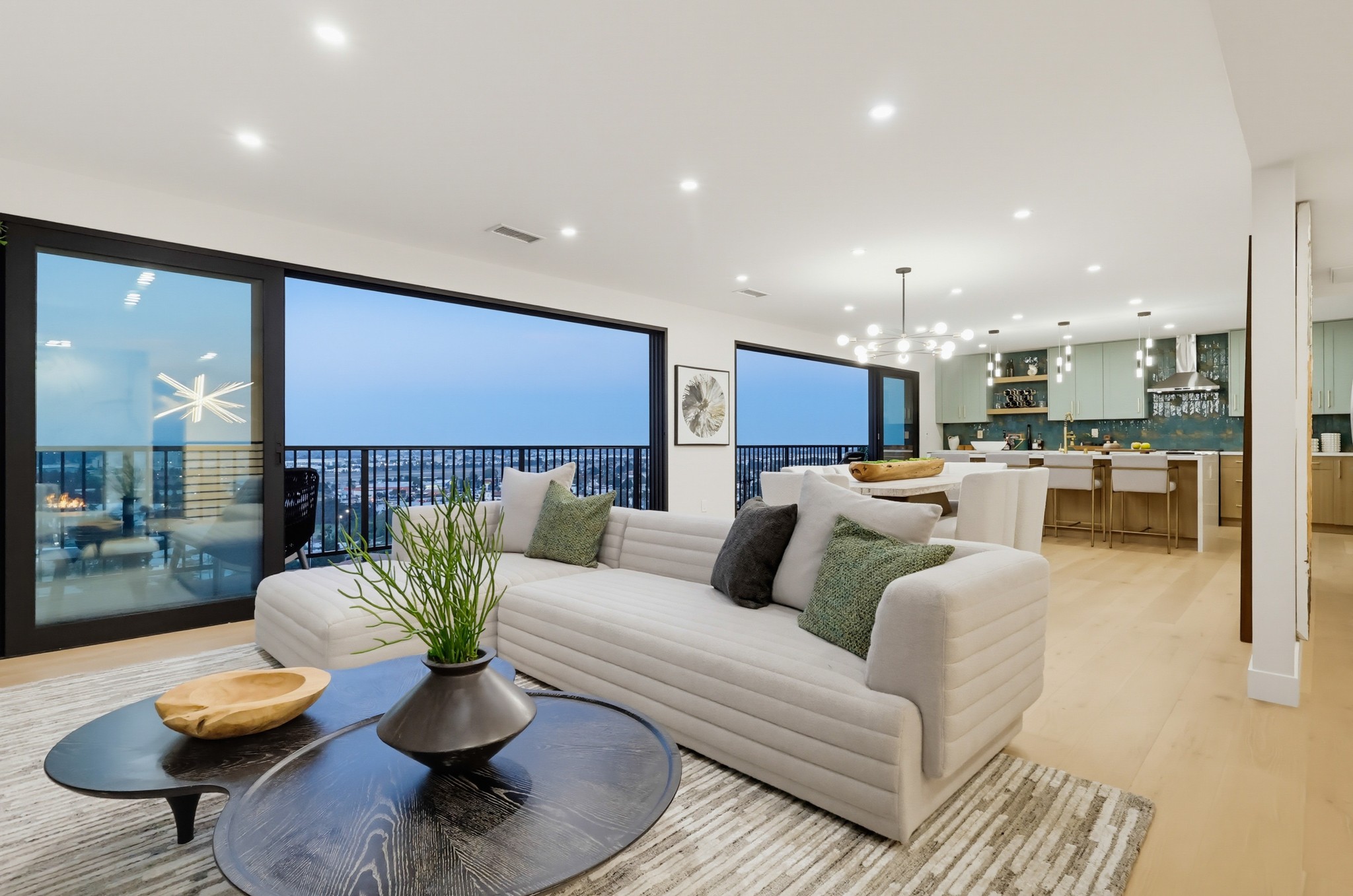 Virtual tour photo 51 of 154 for 4201 Mesa St