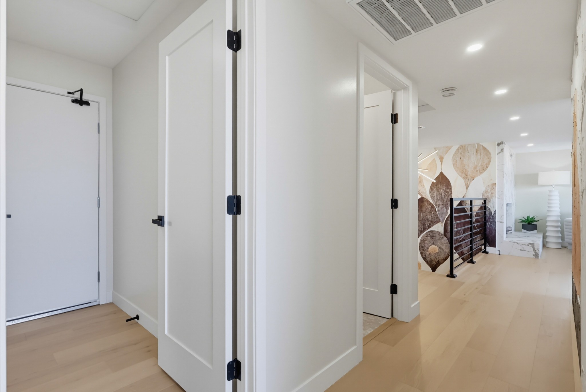 Virtual tour photo 76 of 154 for 4201 Mesa St
