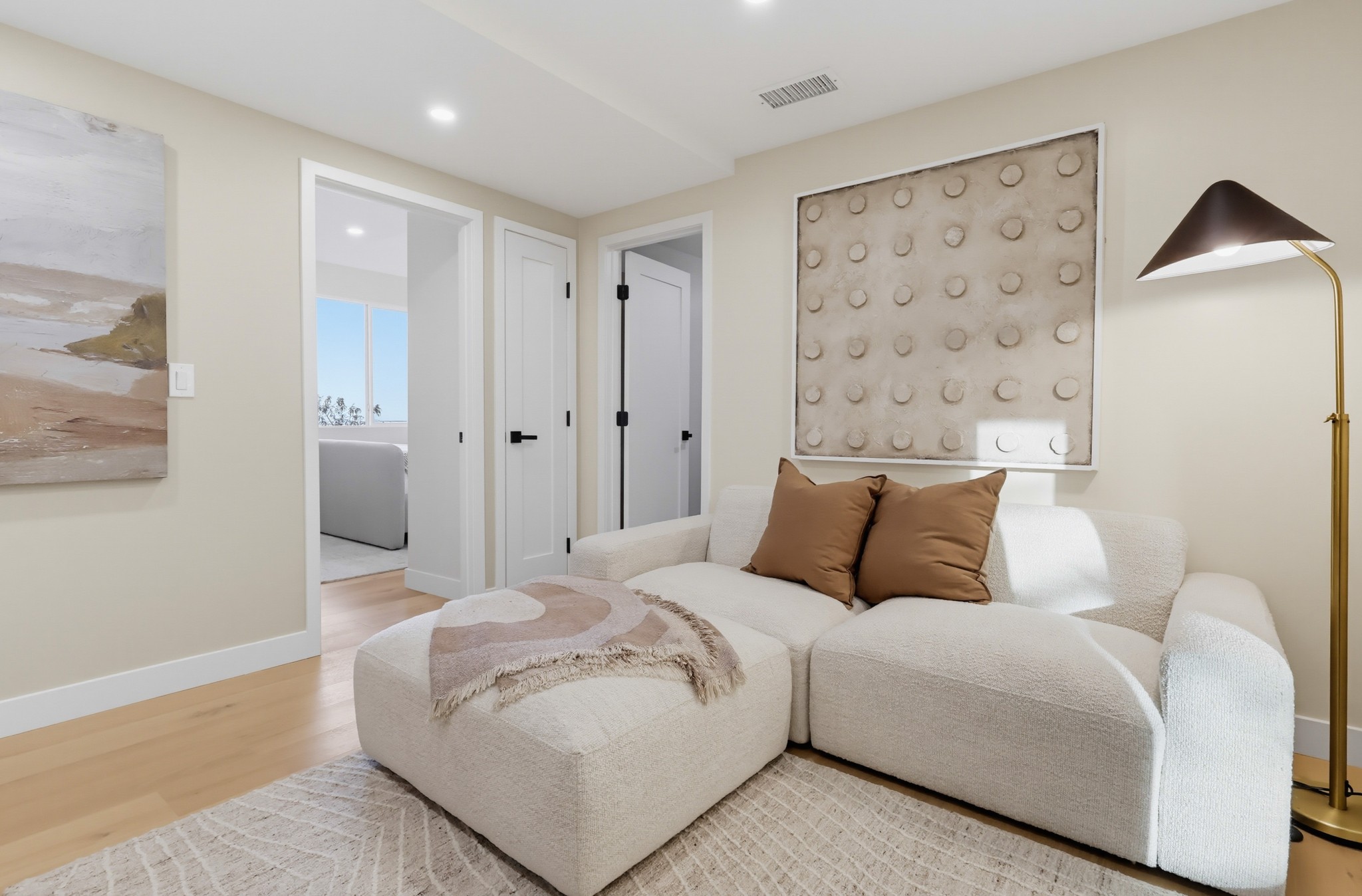 Virtual tour photo 95 of 154 for 4201 Mesa St