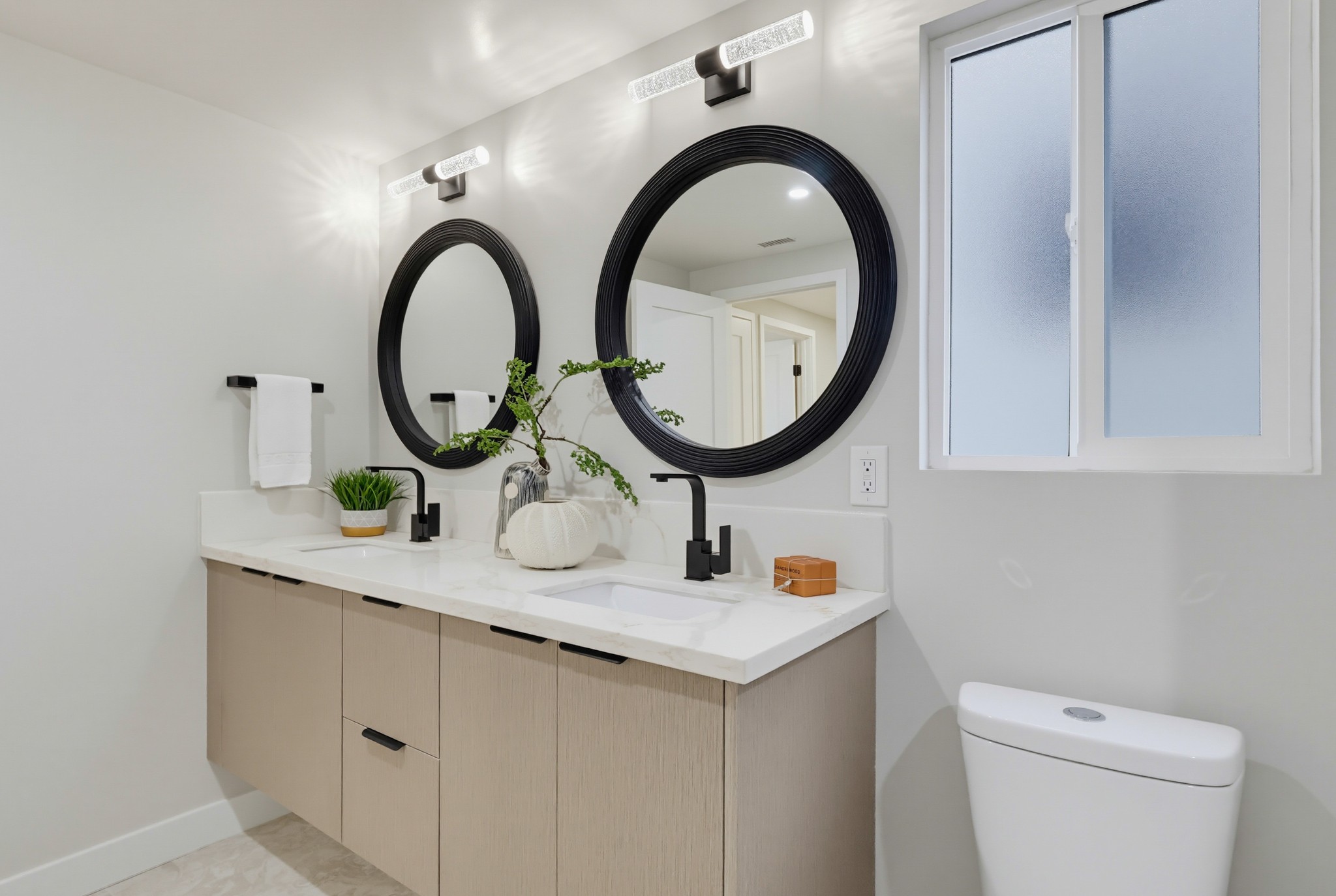 Virtual tour photo 107 of 154 for 4201 Mesa St