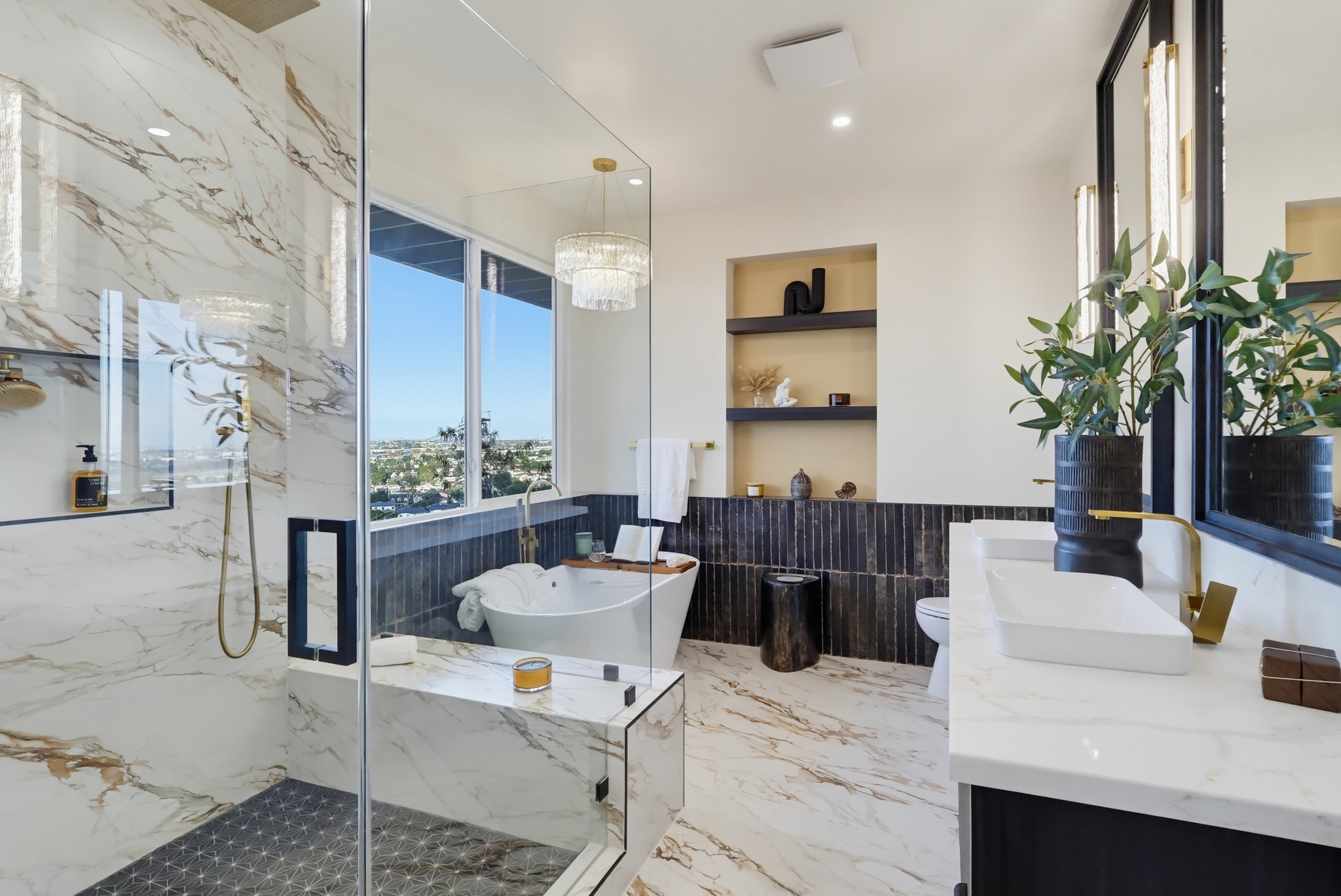 Virtual tour photo 120 of 154 for 4201 Mesa St