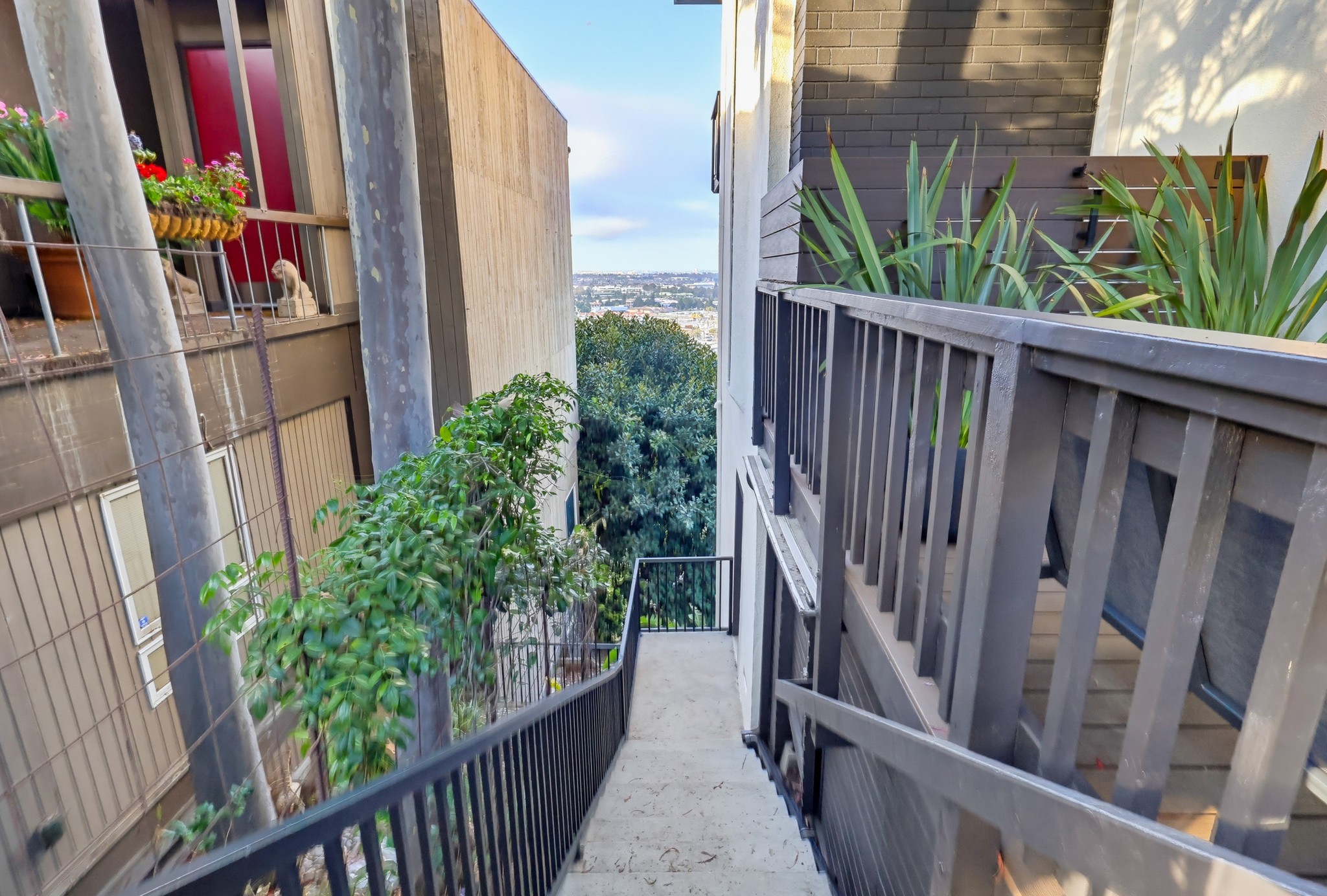 Virtual tour photo 148 of 154 for 4201 Mesa St