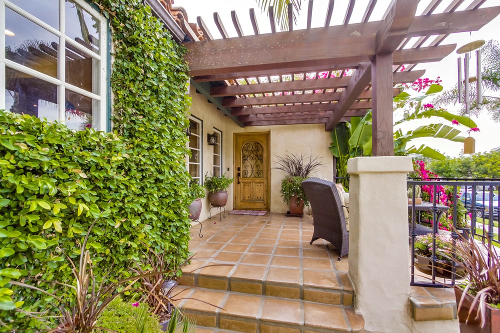 Virtual tour photo 7 of 61 for 4202 Hilldale Road