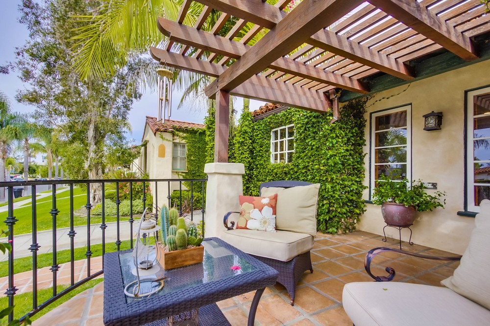 Virtual tour photo 10 of 61 for 4202 Hilldale Road