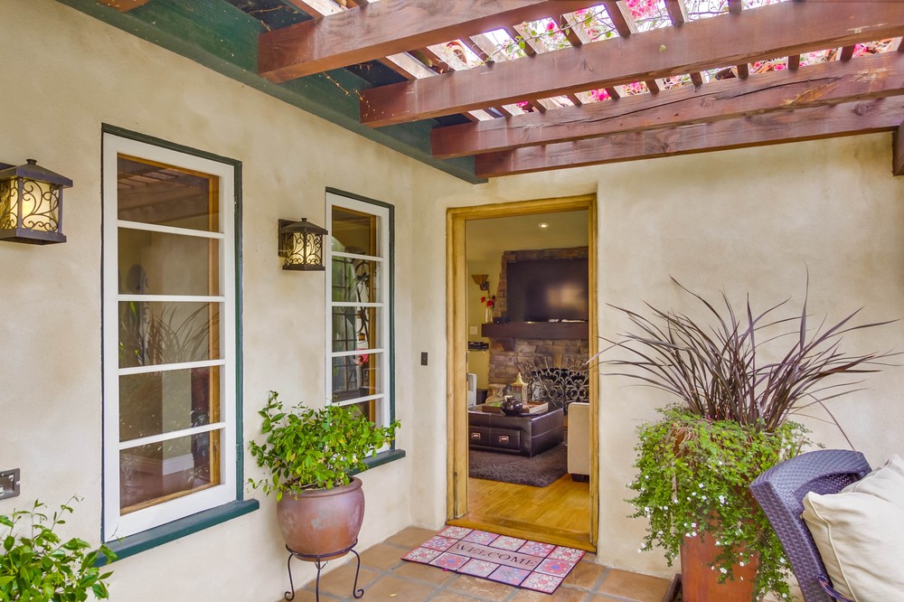 Virtual tour photo 11 of 61 for 4202 Hilldale Road