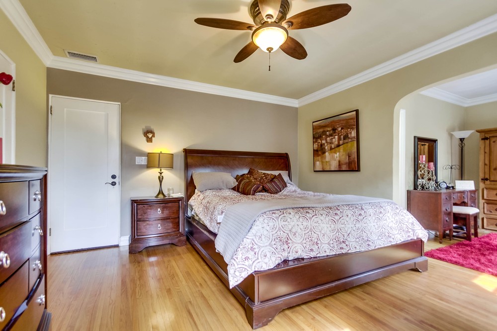Virtual tour photo 31 of 61 for 4202 Hilldale Road