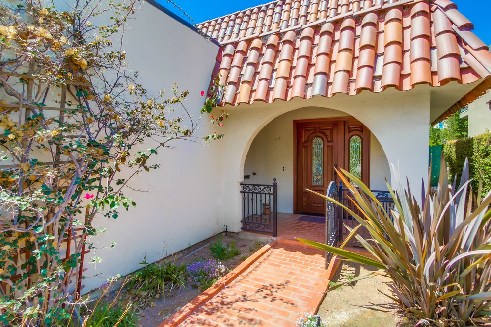 Virtual tour photo 5 of 42 for 4204 Albatross Dr