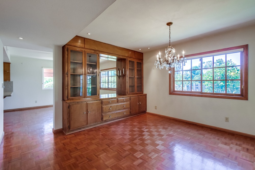 Virtual tour photo 11 of 42 for 4204 Albatross Dr