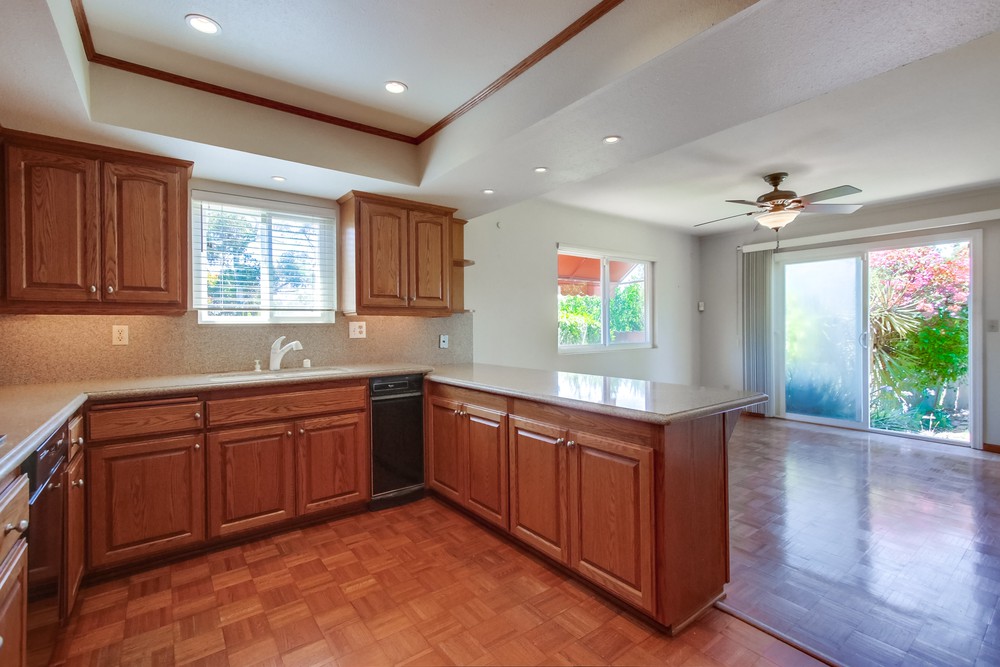 Virtual tour photo 18 of 42 for 4204 Albatross Dr