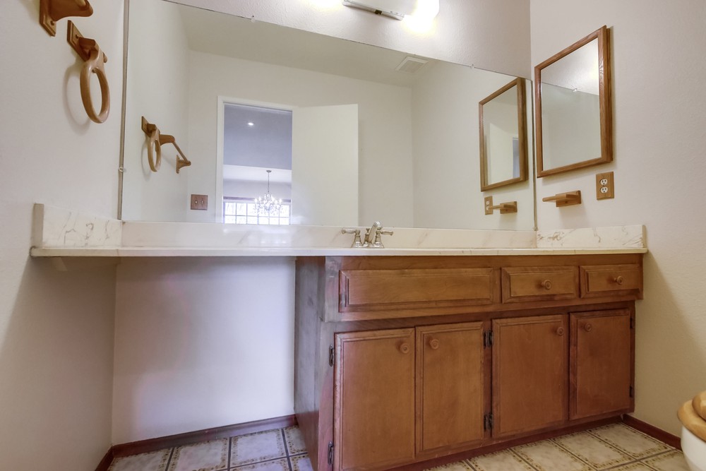 Virtual tour photo 20 of 42 for 4204 Albatross Dr