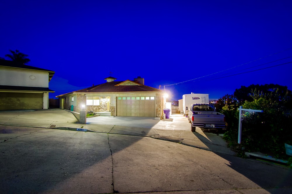 Virtual tour photo 3 of 95 for 4204 Newport Ave