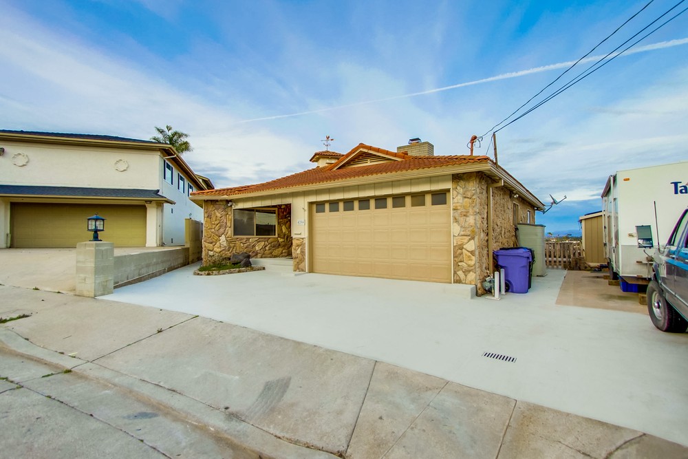 Virtual tour photo 38 of 95 for 4204 Newport Ave