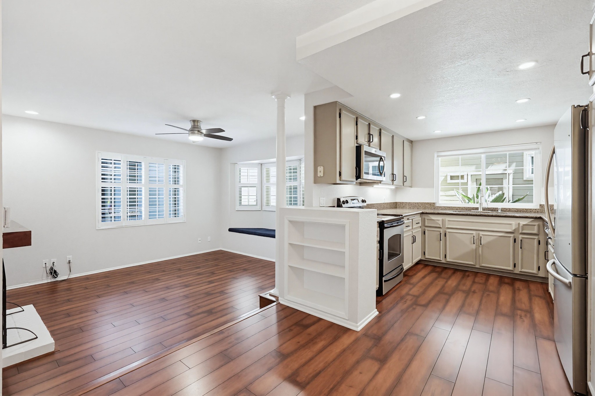 Virtual tour photo 26 of 49 for 4204 Third Ave