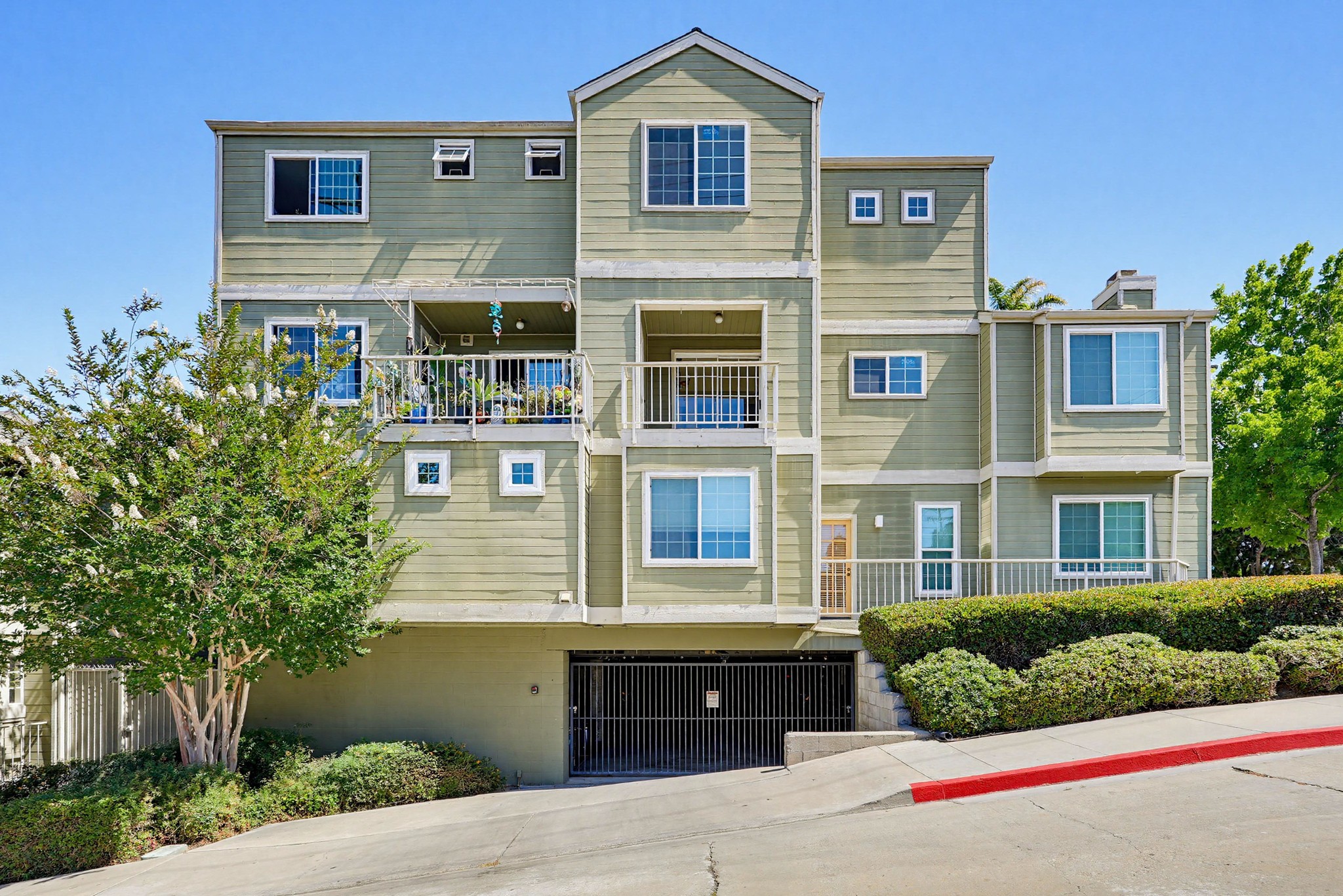 Virtual tour photo 45 of 49 for 4204 Third Ave