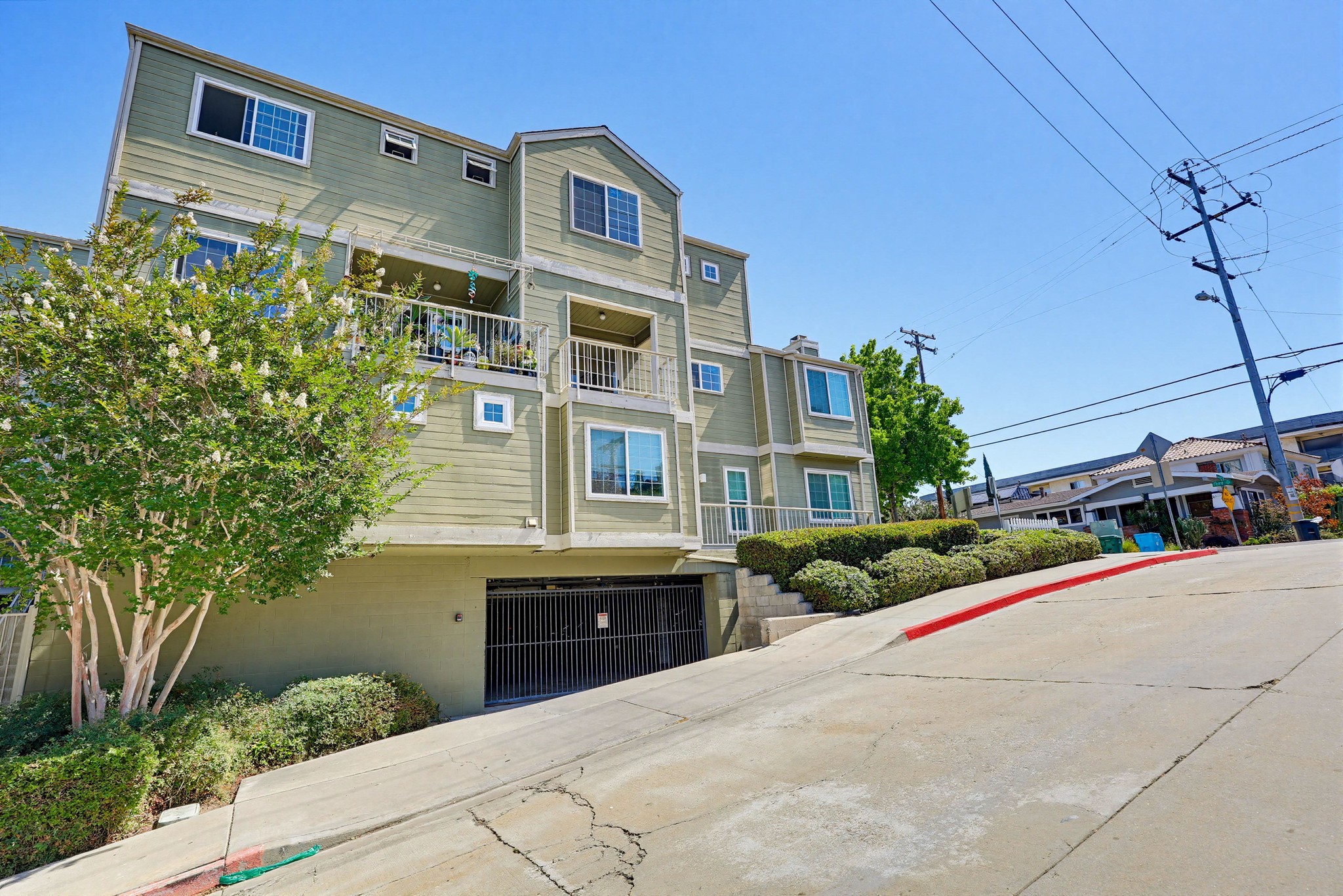 Virtual tour photo 46 of 49 for 4204 Third Ave