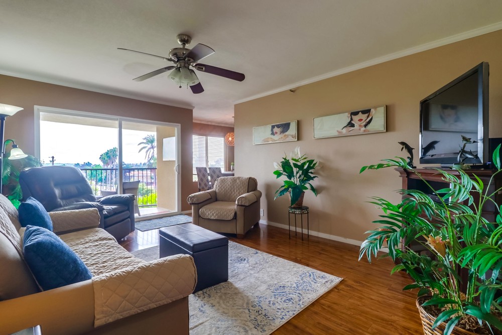 Virtual tour photo 12 of 31 for 4205 Lamont St