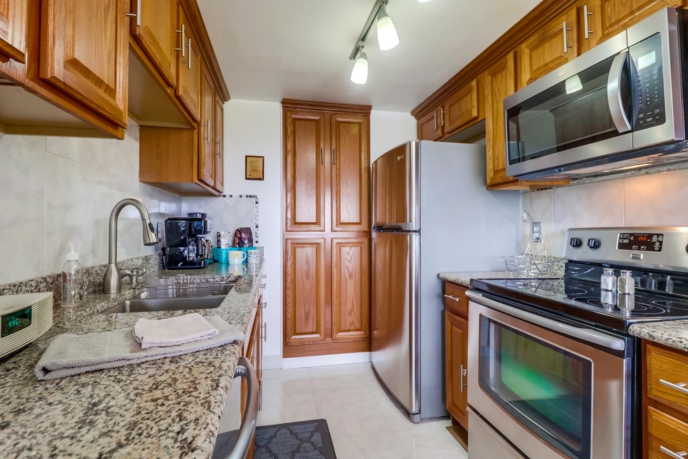 Virtual tour photo 20 of 31 for 4205 Lamont St